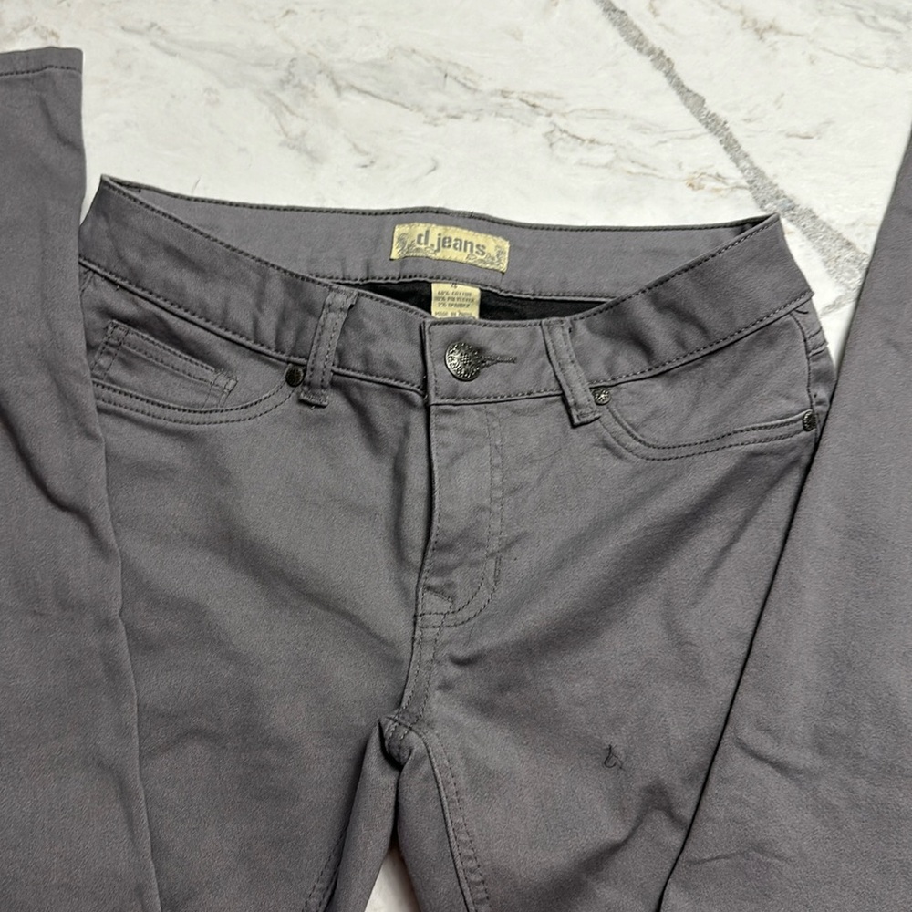 Women’s de jeans size 4